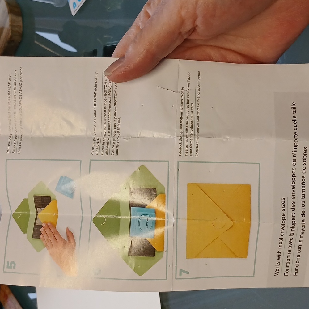 We R Memory Keepers Envelop Notcher - Picture 4 of 6